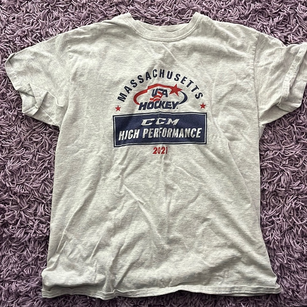 Cute hockey T-Shirt women’s